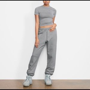 SKIMS OUTDOOR FLEECE JOGGER | PACIFIC, M. NWT.